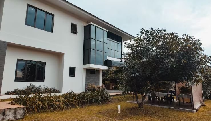 Utie Boutique Villa — Cimenyan, Bandung